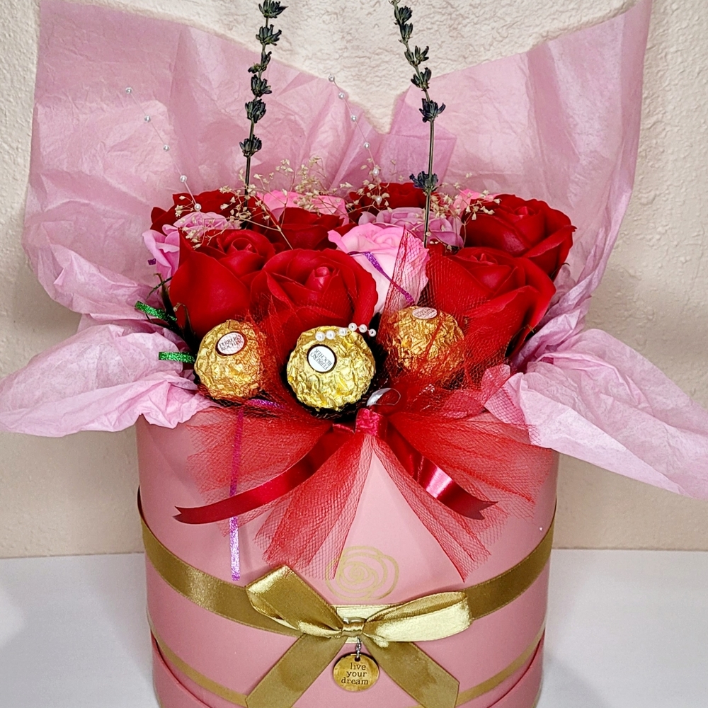 Valentine's arrangements San Valentin